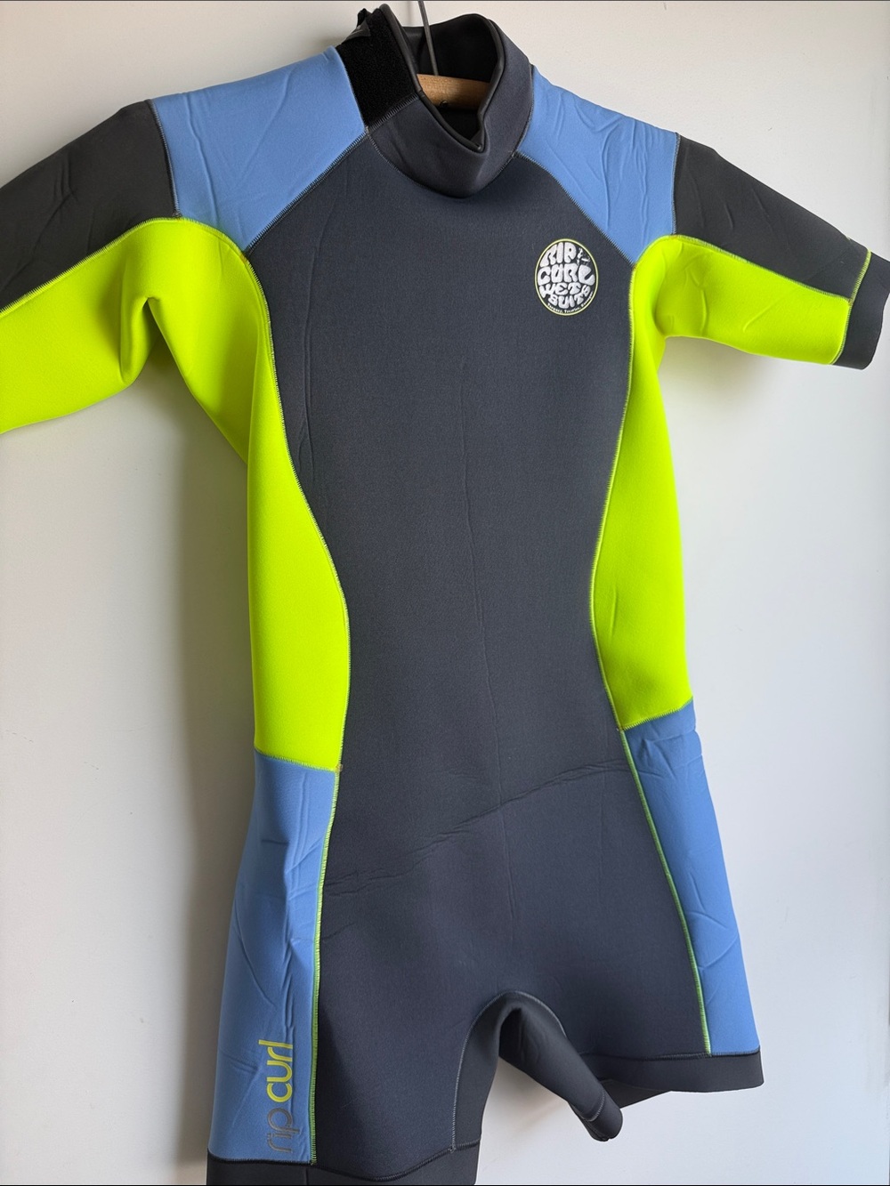 Rip Curl • Women 10 • Dawn Patrol 2mm Spring Shorty Wetsuit • WSP4FW